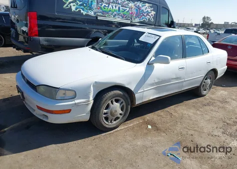 1992 Toyota Camry Xle from USA, damaged, VIN JT2VK13E7N0008691